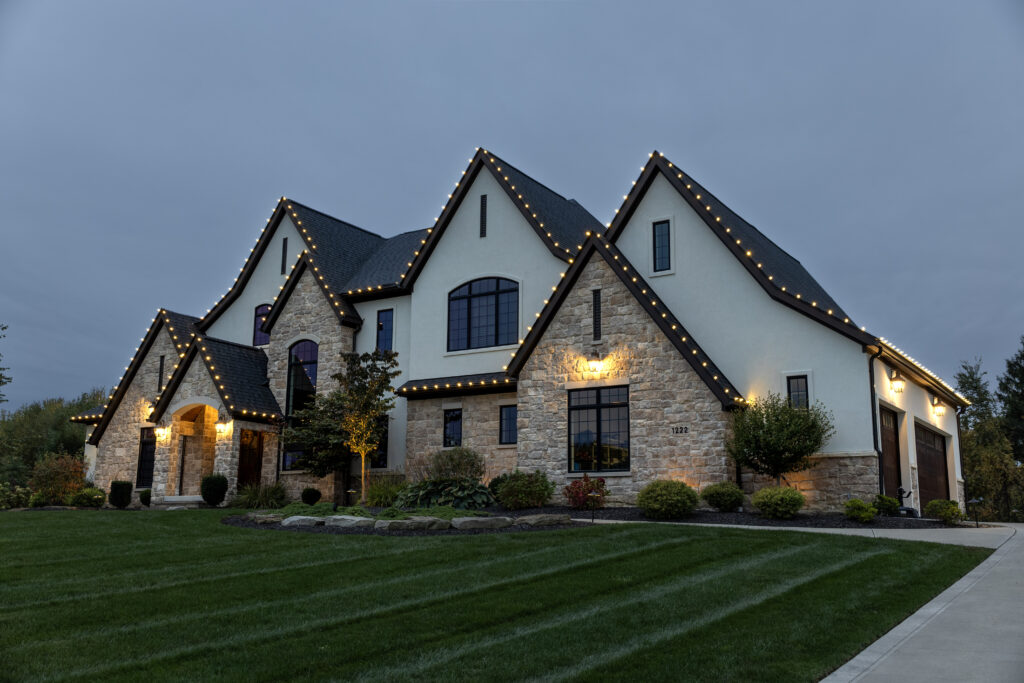 christmas light installer Brunswick Ohio